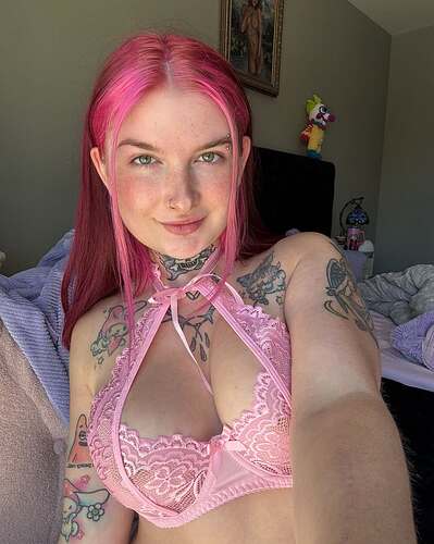 pretty in pink 🩷(JPG)