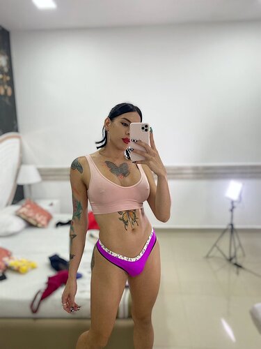 6899aec9464f8-full-13