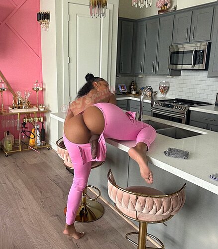 GP84RYNbcAEEv8V.jpg_large