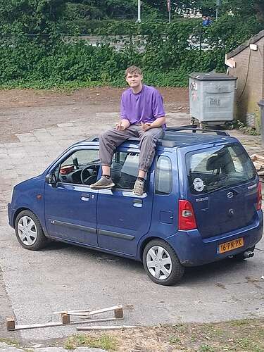1000008336