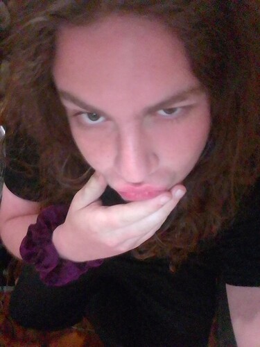 17629335104995617407354484569592