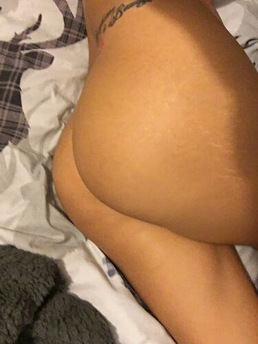 1000022942